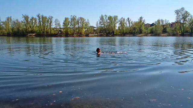Активный образ жизни. Плавание в холодной воде - 5 градусов. смотреть онлайн