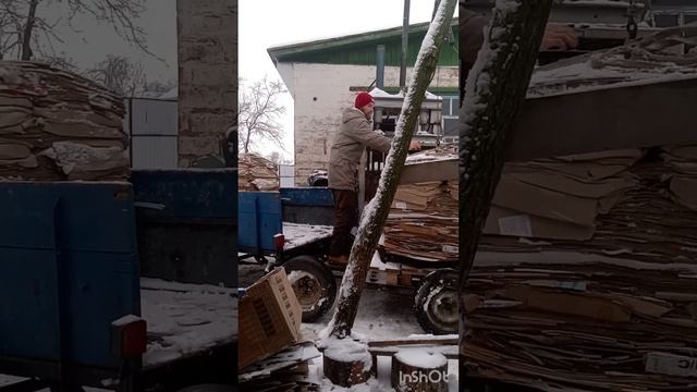Как я гружу тяжелые кипы по 500 кг, без погрузчика один. смотреть онлайн