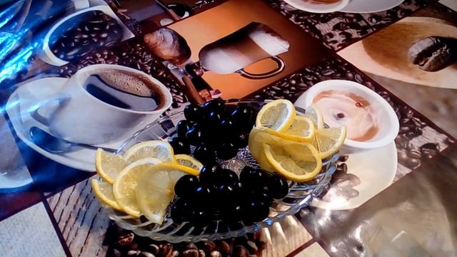 оформление тарелки с оливками и лимонами смотреть онлайн
