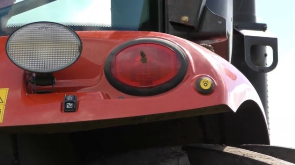 Обзор трактора VERSATILE 340 серии MFWD