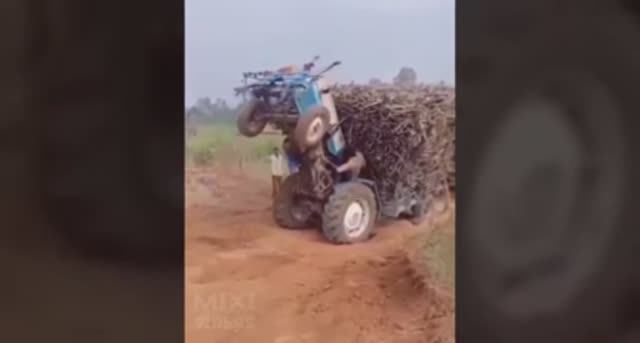 TOTAL IDIOTS AT WORK #3 смотреть онлайн