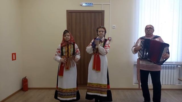 Клапшина Екатерина, Шеметова Агата," Елочки-сосеночки" Частушки. смотреть онлайн