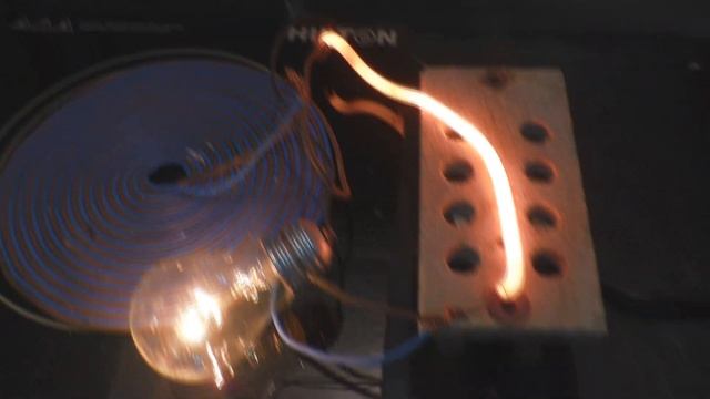 Индукционка потребляет 1200 Вт. А сколько она отдаёт? смотреть онлайн