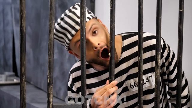 Rich Jail Vs Broke Jail! Funny Situations & DIY Ideas By GOTCHA!