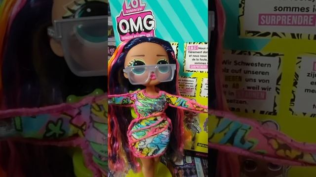 Unboxing O.M.G. doll Sketches that I received for a Christmas gift ???? смотреть онлайн