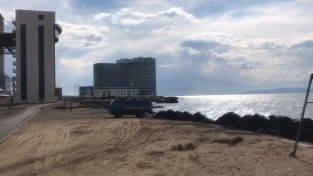Мусор на Юбилейном пляже во Владивостоке смотреть онлайн