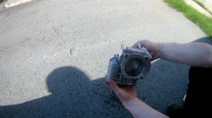 ЧИСТКА ДРОССЕЛЬНОЙ ЗАСЛОНКИ и АДАПТАЦИЯ своими руками.СДЕЛАЙ ЭТО и не узнаешь свой авто.