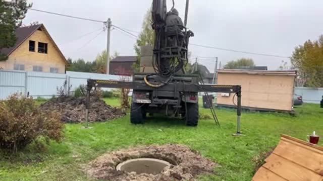 И снова Масюгино Копка колодца машиной в Клинском районе Московской Области смотреть онлайн