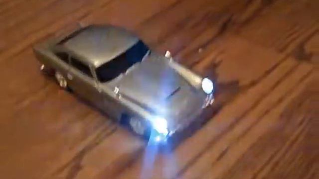 ToyState 007 Bond Car смотреть онлайн