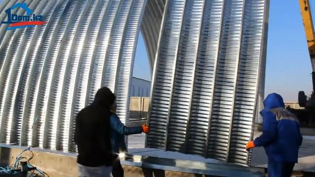 Возведение арочного бескаркасного ангара от компании "Das erste Haus". смотреть онлайн