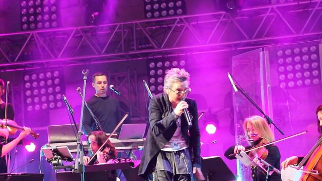 Фурия. Сурганова и Оркестр. Мск. 06.07.19. Мой район. MVI 6182 смотреть онлайн