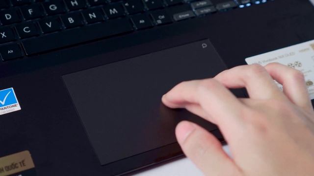 Asus VivoBook Pro 16X OLED - Laptop Creator 4K OLED Mạnh mẽ | LaptopWorld смотреть онлайн