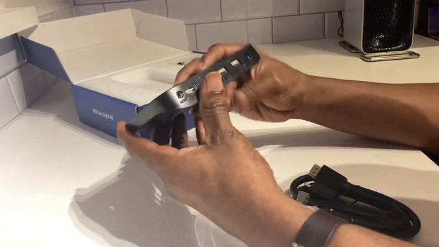 Light Mi Neo HDMI Sync Box and Lightning Kit Unboxing смотреть онлайн