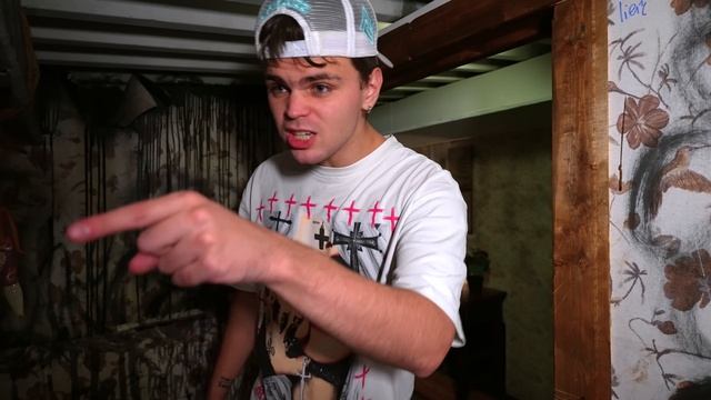 СТРАШНЫЙ ДОМ ДЕВОЧКИ МУН!!! ПОДРОСТКИ ВЫЗВАЛИ ДУХОВ И ПОЖАЛЕЛИ! КАМПУС