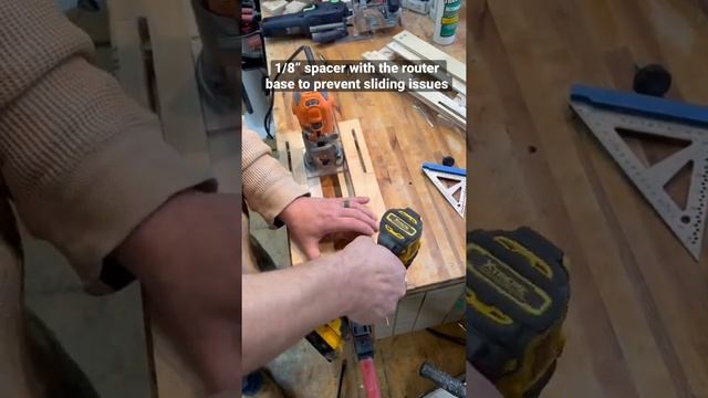 Making A Table Top Trim Router Sled For Board Flattening  #woodworking #router