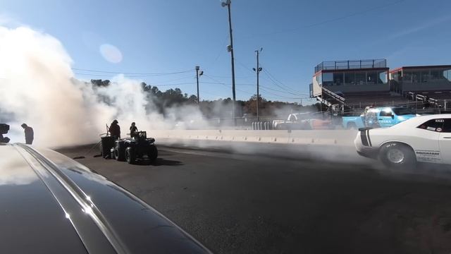 Built Procharged HEMI VS Hellcat : BUILT VS BOUGHT смотреть онлайн