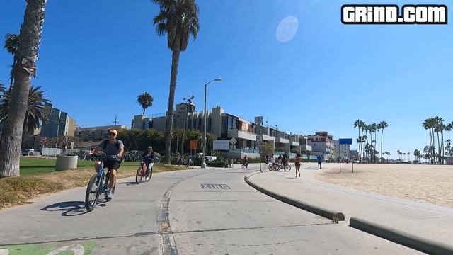 4K Santa Monica Beach Pier To Venice Beach Boardwalk Observational Virtual Tour 9-18-21 at 1230pm смотреть онлайн