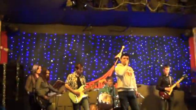 Любовь на улице Вязов смотреть онлайн