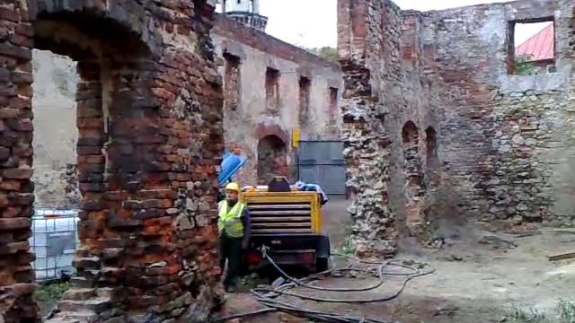 Strzelce Opolskie: Ruszyła odbudowa zamku смотреть онлайн
