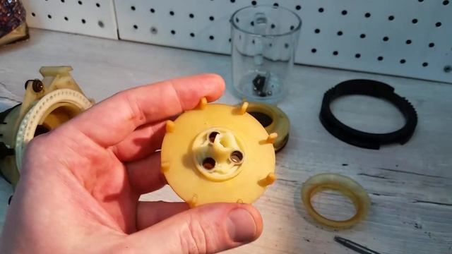 Замена жерновов в кофемолке Bosch/Jura. смотреть онлайн