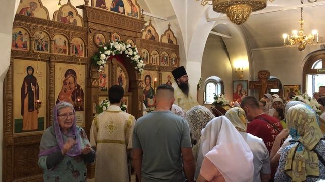 Архиепископ Матфей возглавил Литургию в нашем храме в день празднования Вознесения Господня