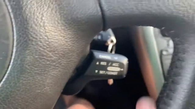 Subaru Legacy 2005 - Cruise Control Keep Blinking смотреть онлайн