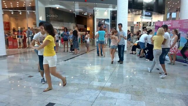 Ocean Plaza Salsa Bachata Kizomba Open Air 20140802 смотреть онлайн