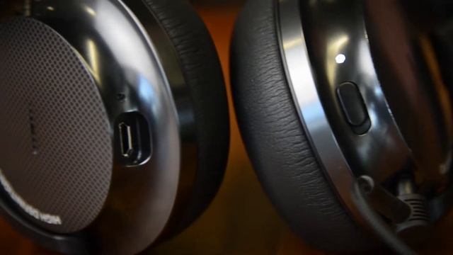 Philips Fidelio NC 1 Headphones - Hands On Review смотреть онлайн