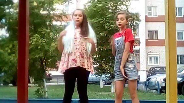 Танцы под фонарём смотреть онлайн