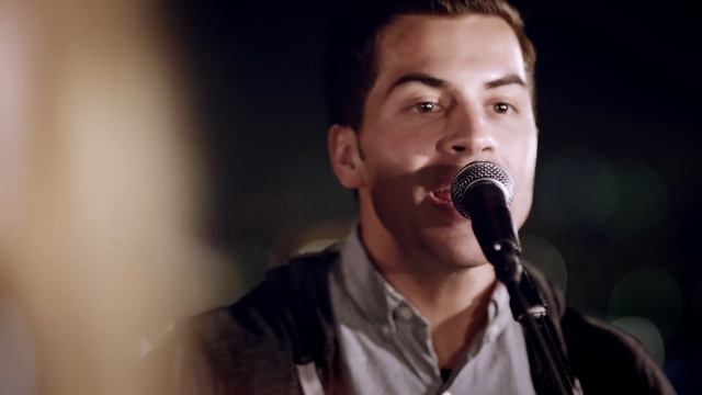 Bridgit Mendler - Top of the World (Acoustic) смотреть онлайн