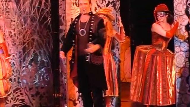 Maxim Perebeynos "Largo al factotum..." смотреть онлайн