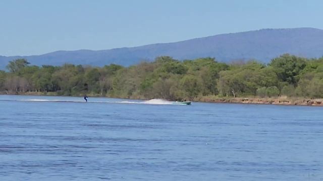 водные лыжи 2024 смотреть онлайн