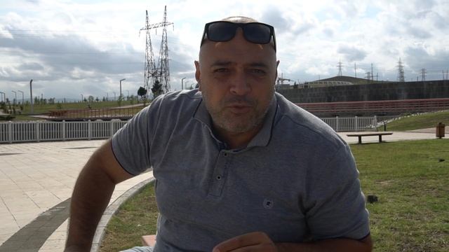 Парень захотел в туалет на свидании. Анекдот смешной! смотреть онлайн
