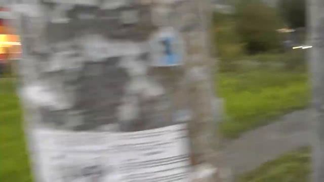 15.10.2014 Забор на пути к остановке. Казань. ул. Фучика 01763 смотреть онлайн
