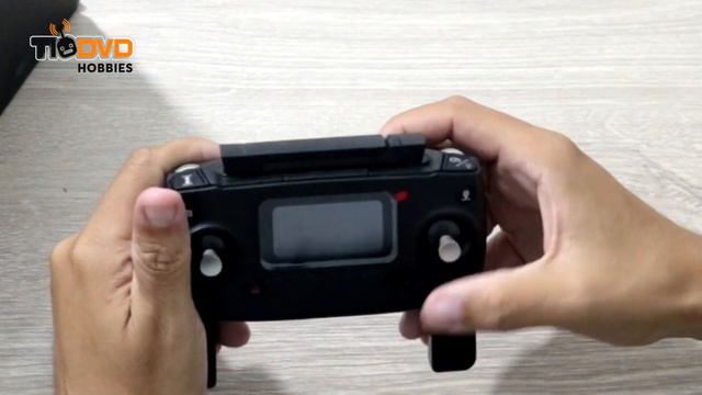 MJX BUGS 12 EIS DRONE BOM E BARATO COM GIMBAL DIGITAL CAMERA 4K GPS BOA OPÇAO PARA INICIANTES смотреть онлайн
