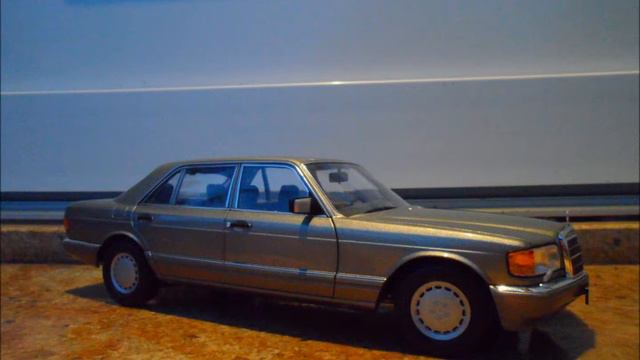Mercedes 560SEL W126 1/18 norev смотреть онлайн