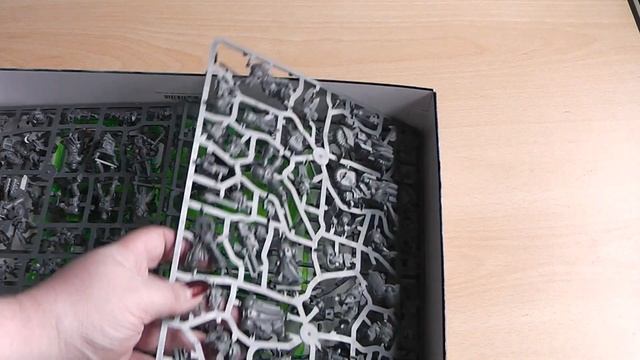Unboxing Warhammer 40K Dark Vengeance Part 1 a first look смотреть онлайн