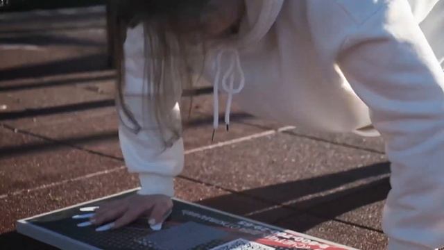 РАЗБОР УПРАЖНЕНИЯ ОТЖИМАНИЯ ДЛЯ ДЕВУШЕК смотреть онлайн