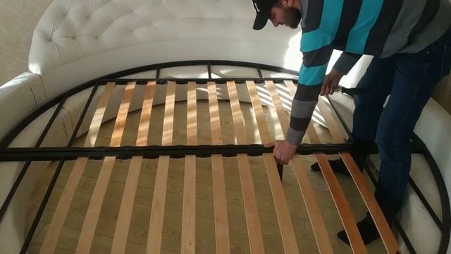 Двухспальная круглая кровать До и после смотреть онлайн