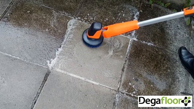 PowerBrush XL Overview - battery operated portable scrubber смотреть онлайн