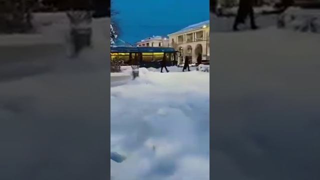22 декабря 2021 г. Редкие кадры. Зима в Севастополе. смотреть онлайн