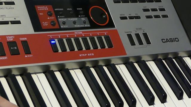 Casio XW-G1 Synth / Sampler ...looking *goooood*