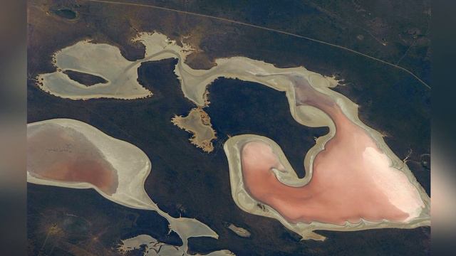 Озера в Казахстане удивили астронавтов NASA. смотреть онлайн