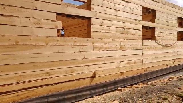 Строительство дома из бруса. Продолжение 3. Окончание возведения стен. Балки потолка. Краснотурьинс смотреть онлайн