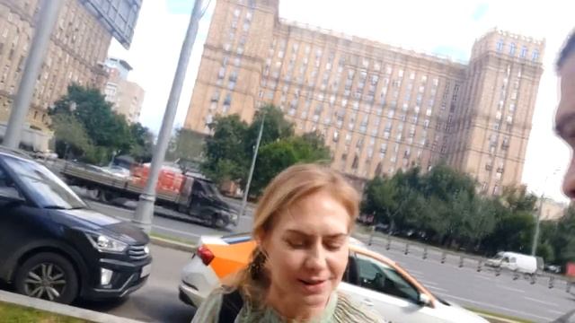 Как познакомиться с девушкой на улице с помощью битбокса смотреть онлайн