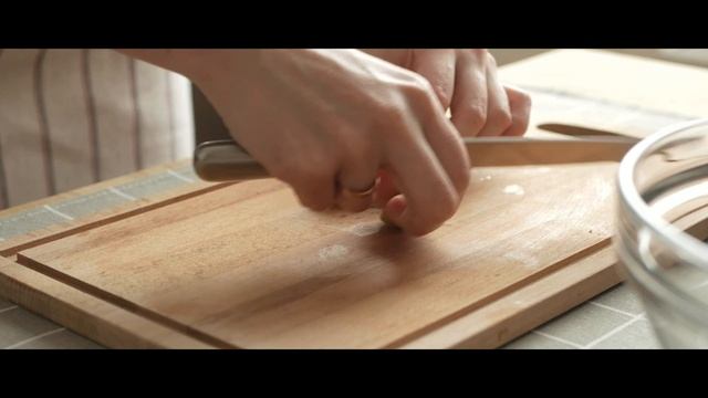 Вы просто не сможете оторваться! Салат из копченой курицы [салат с копченой курицей и грибами] смотреть онлайн