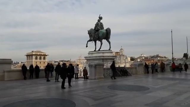 Базилика Санта Мария Маджоре. В Риме замерзли фонтаны. Панорама Рима с Террасы Витториано.... смотреть онлайн