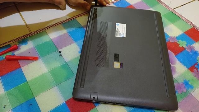 Upgrade SSD Laptop HP 240 G7 Indonesia смотреть онлайн