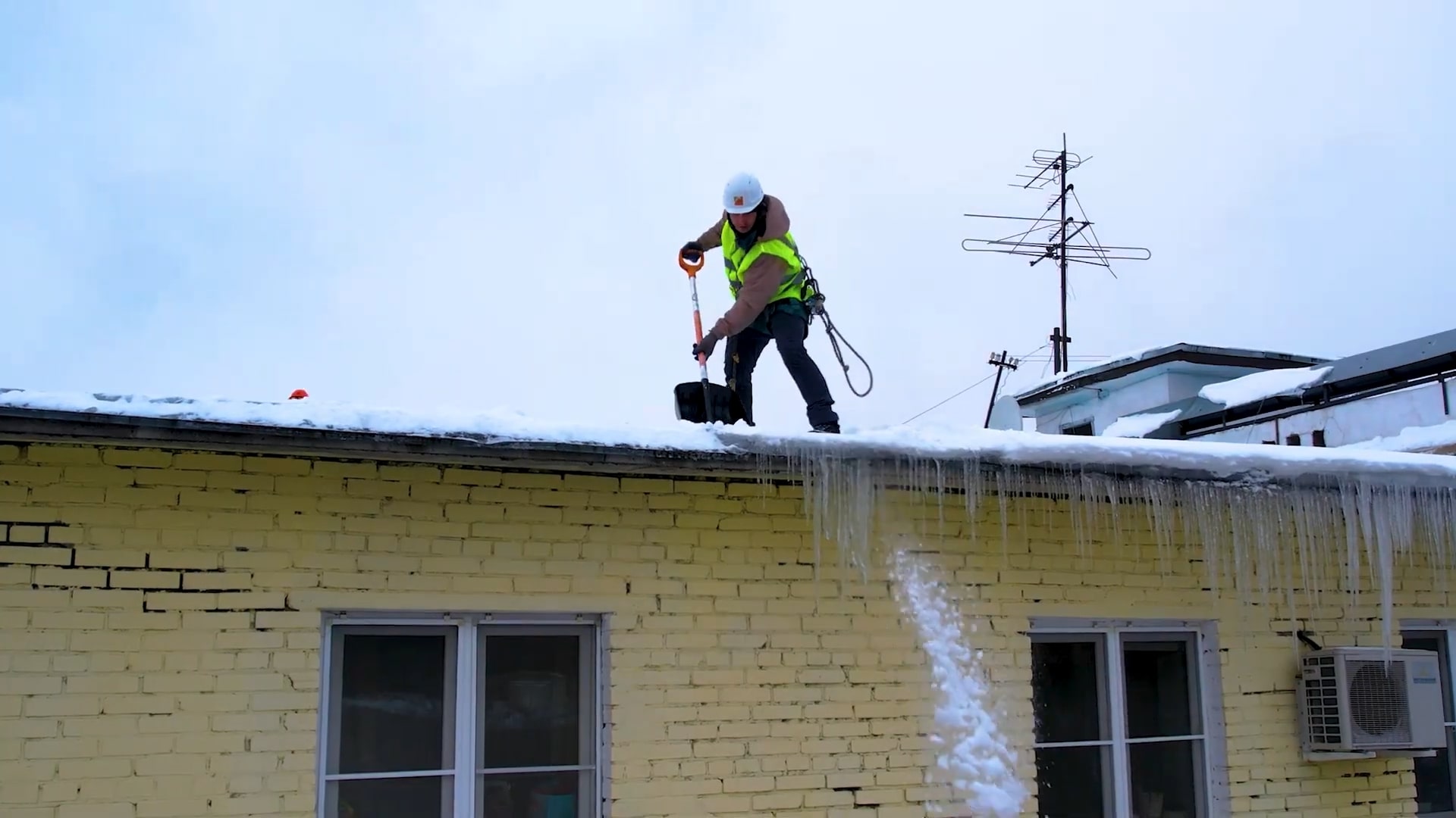 Борьба с сосульками смотреть онлайн