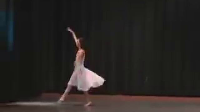 Walking in the Air - modern dance solo смотреть онлайн